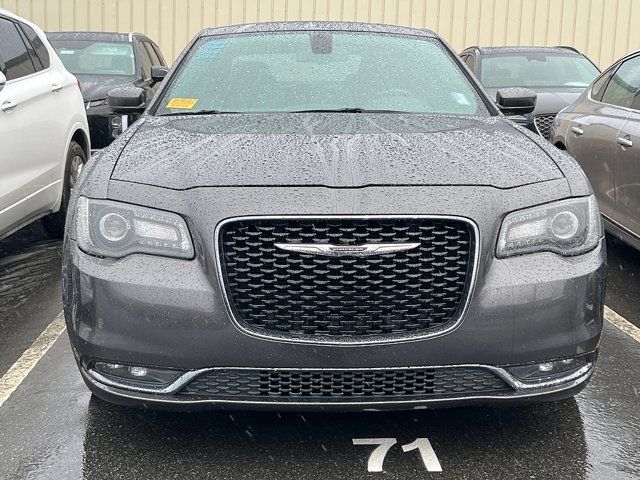 2018 Chrysler 300 300S