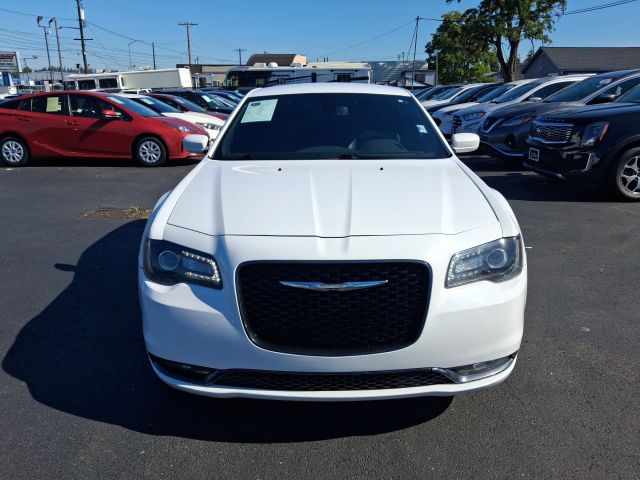 2018 Chrysler 300 300S
