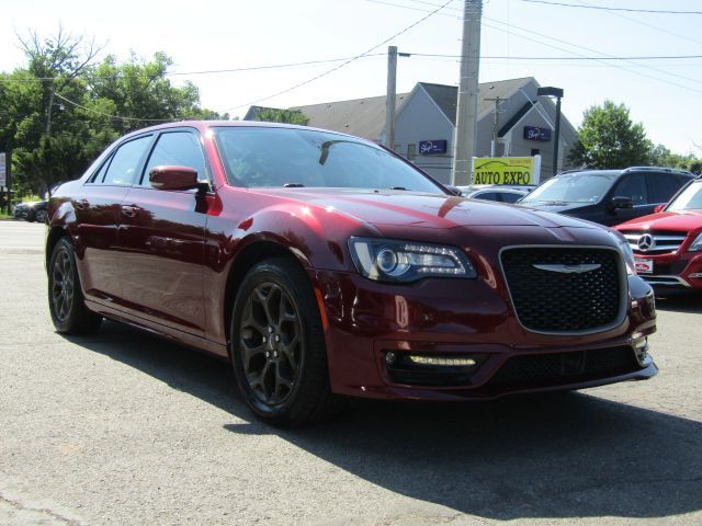 2018 Chrysler 300 300S