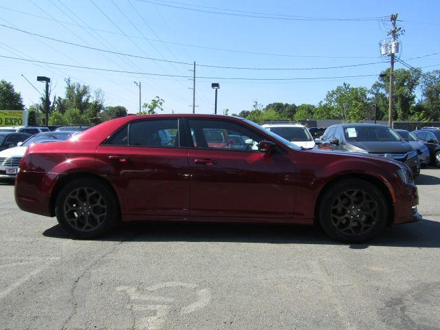 2018 Chrysler 300 300S