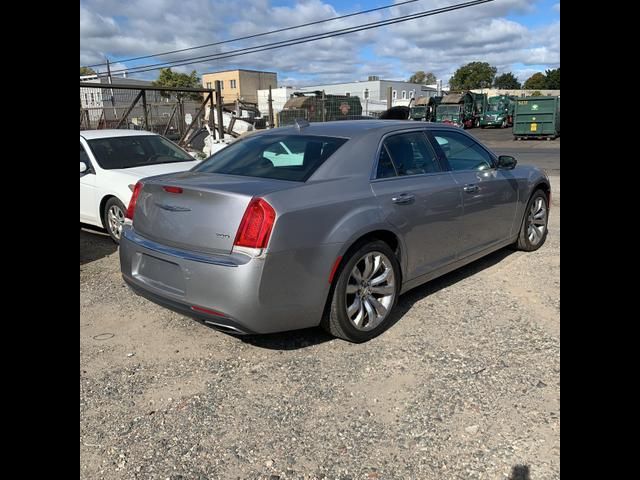 2018 Chrysler 300 Limited