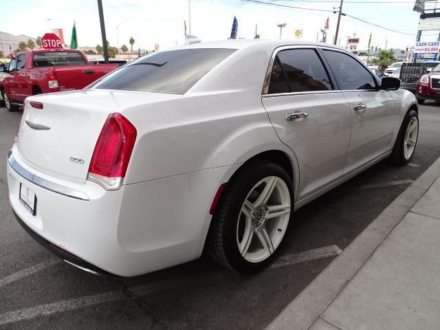 2018 Chrysler 300 Limited