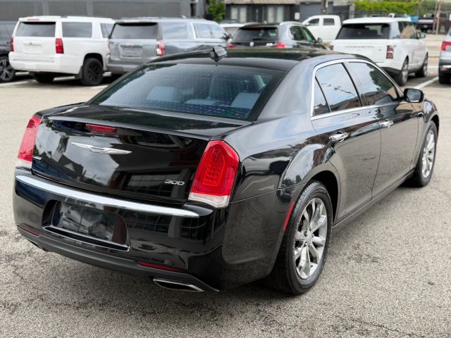 2018 Chrysler 300 Limited