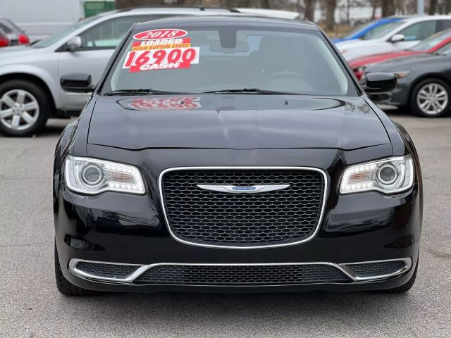 2018 Chrysler 300 Touring L