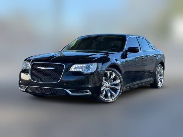 2018 Chrysler 300 Touring L