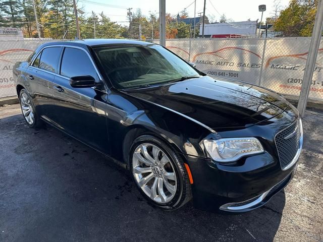 2018 Chrysler 300 Touring L