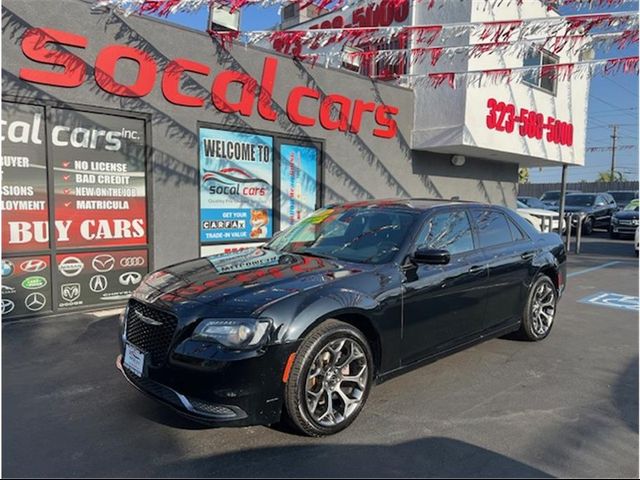 2018 Chrysler 300 Touring