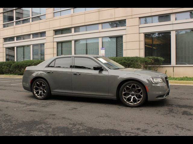 2018 Chrysler 300 Touring