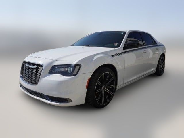 2018 Chrysler 300 Touring