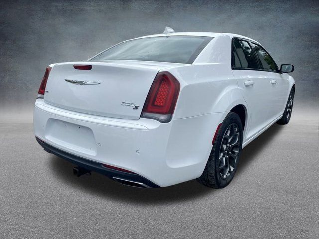 2018 Chrysler 300 300S