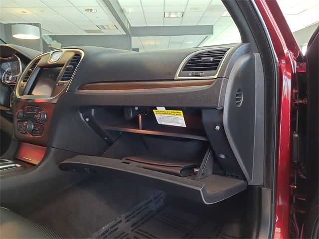 2018 Chrysler 300 300C