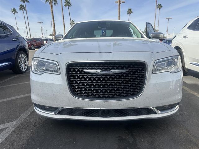 2018 Chrysler 300 Limited