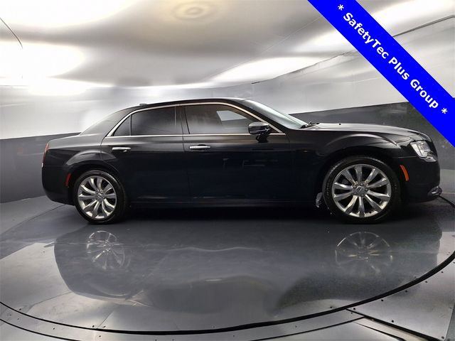 2018 Chrysler 300 Limited