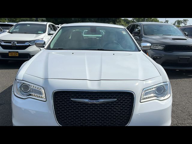 2018 Chrysler 300 Limited