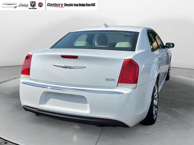 2018 Chrysler 300 Limited