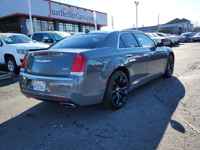 2018 Chrysler 300 Limited