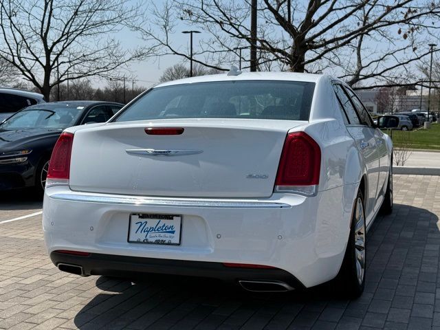 2018 Chrysler 300 Limited