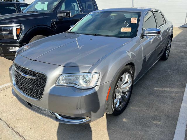 2018 Chrysler 300 Limited