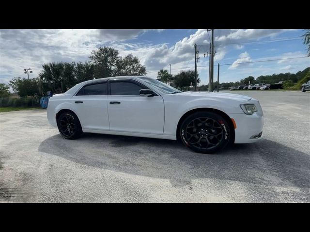 2018 Chrysler 300 Limited