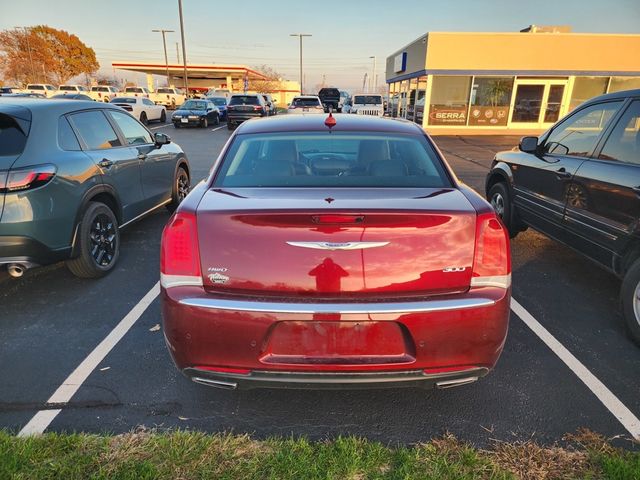 2018 Chrysler 300 Limited