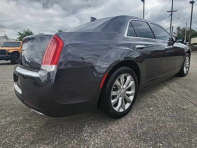 2018 Chrysler 300 Limited