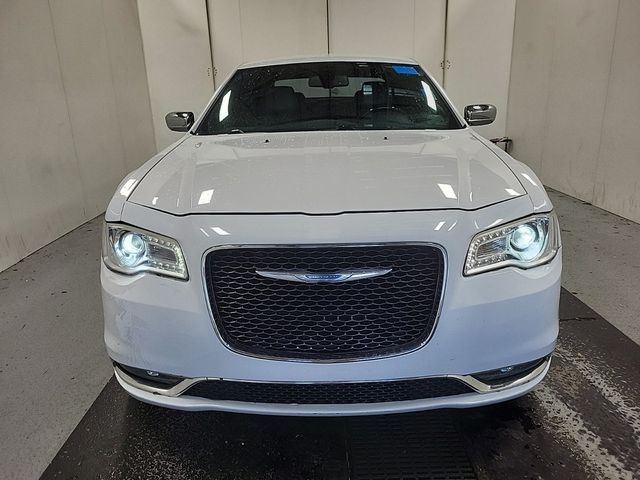 2018 Chrysler 300 Limited