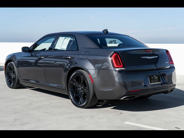 2018 Chrysler 300 300S