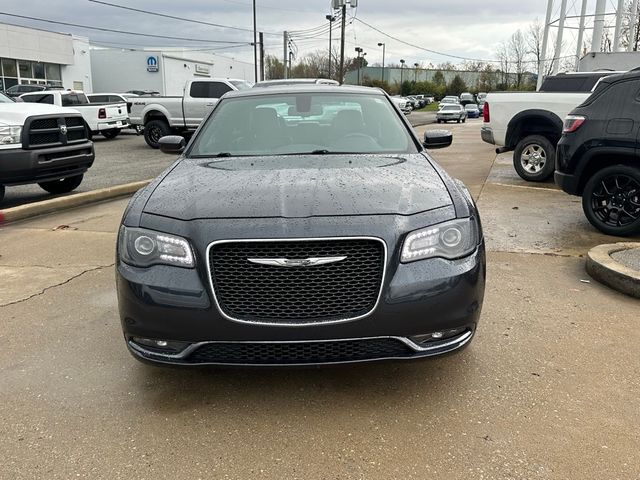 2018 Chrysler 300 300S