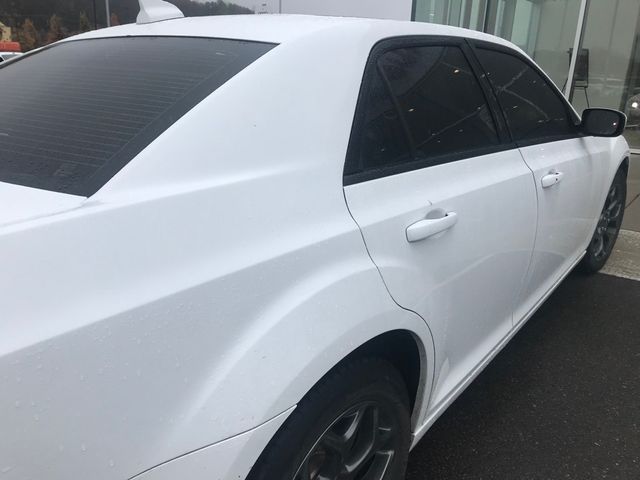 2018 Chrysler 300 300S