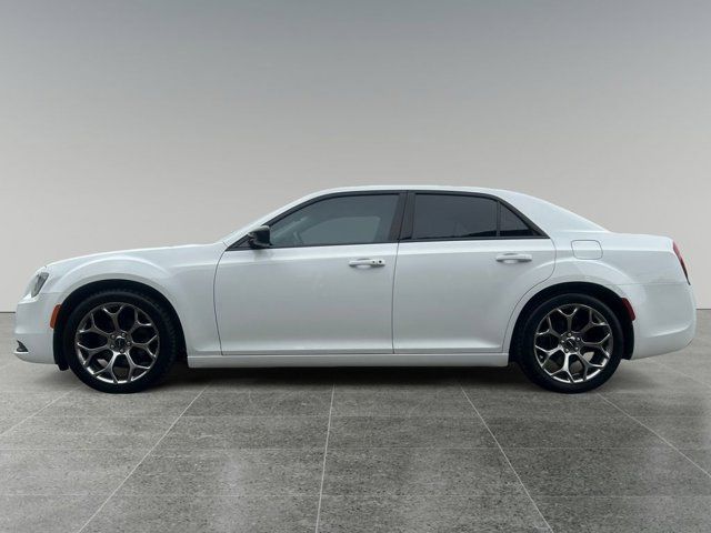 2018 Chrysler 300 Touring