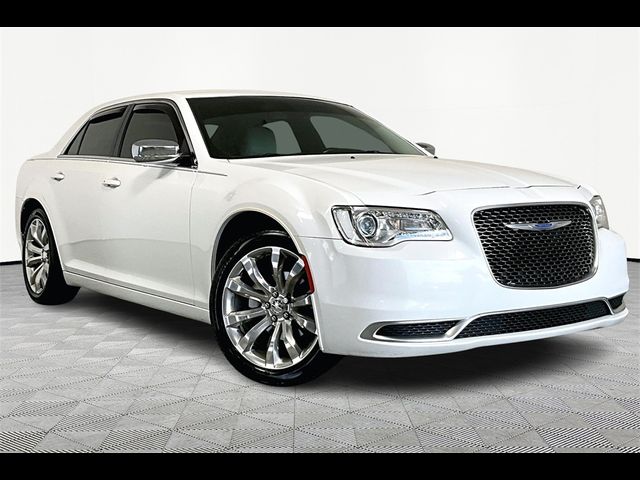 2018 Chrysler 300 Touring