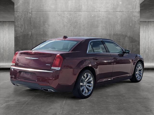 2018 Chrysler 300 Touring