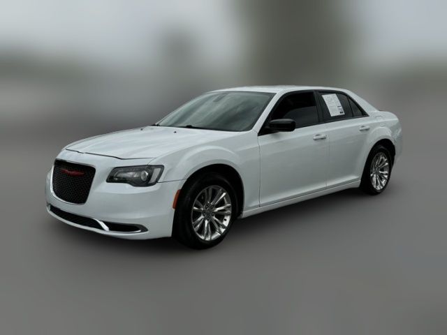 2018 Chrysler 300 Touring