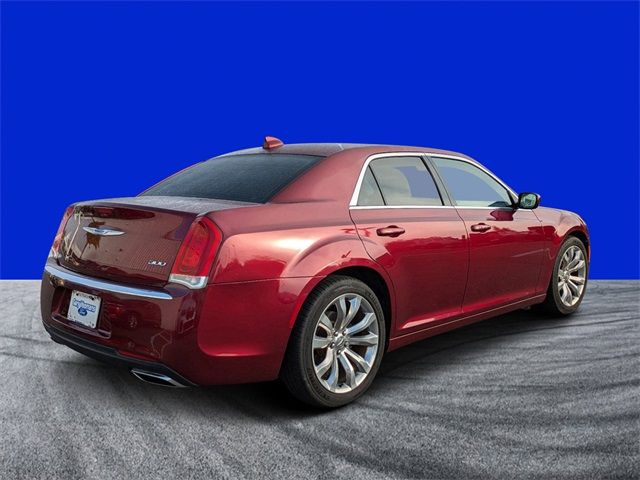 2018 Chrysler 300 Touring L