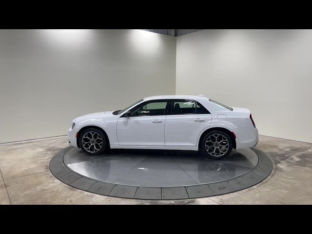 2018 Chrysler 300 Touring