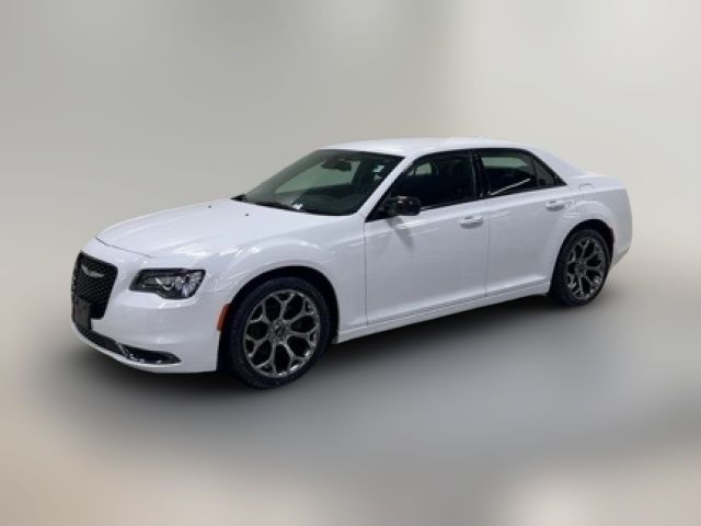 2018 Chrysler 300 Touring