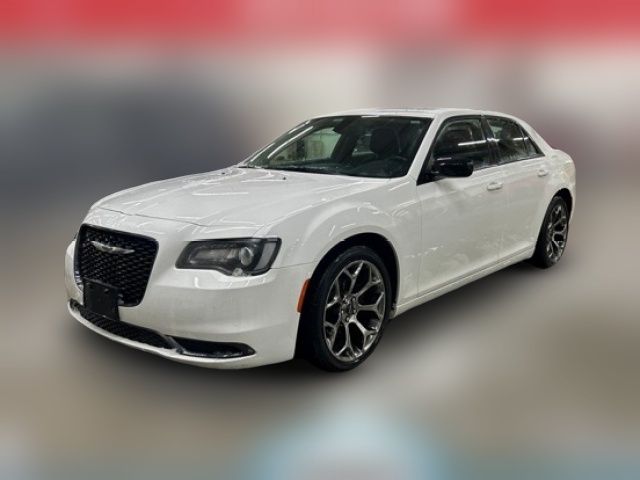 2018 Chrysler 300 Touring