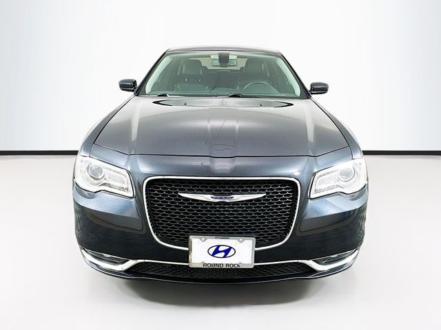 2018 Chrysler 300 Touring L