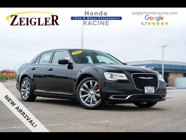 2018 Chrysler 300 Touring L