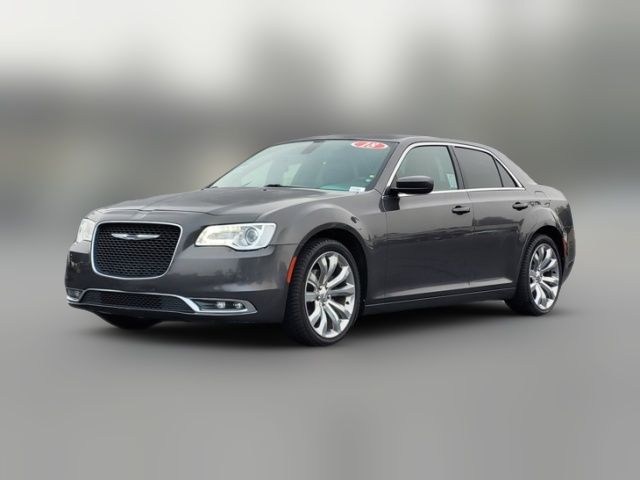 2018 Chrysler 300 Touring L