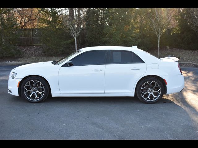 2018 Chrysler 300 Touring