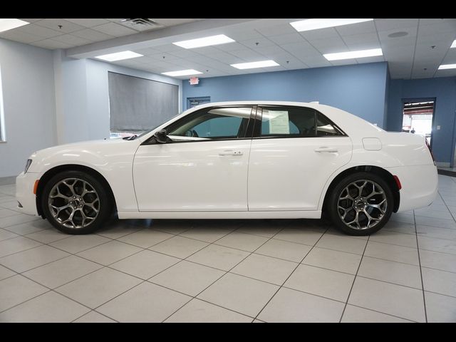 2018 Chrysler 300 Touring