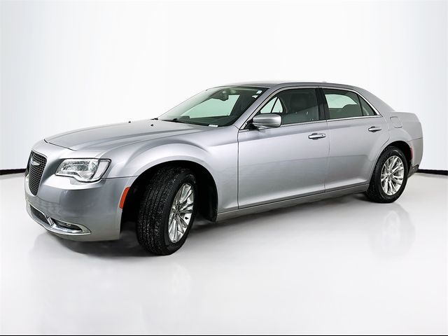 2018 Chrysler 300 Touring