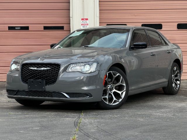 2018 Chrysler 300 Touring