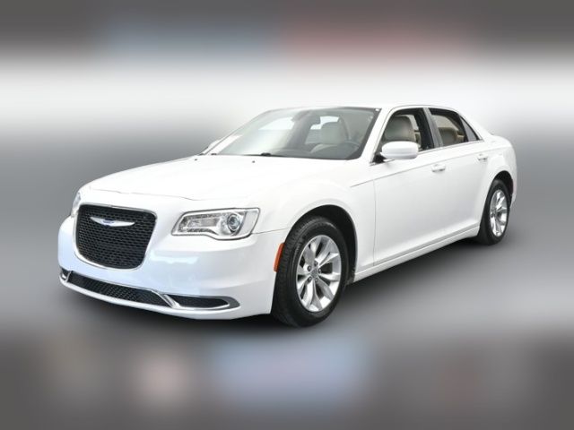 2018 Chrysler 300 Touring