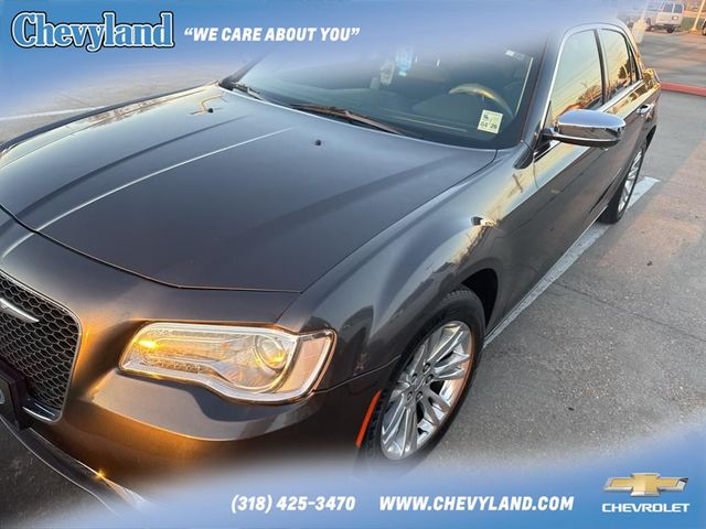 2018 Chrysler 300 Touring