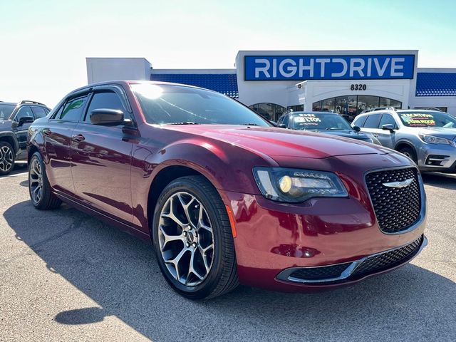 2018 Chrysler 300 Touring