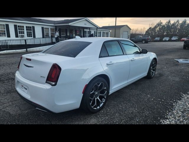 2018 Chrysler 300 Touring