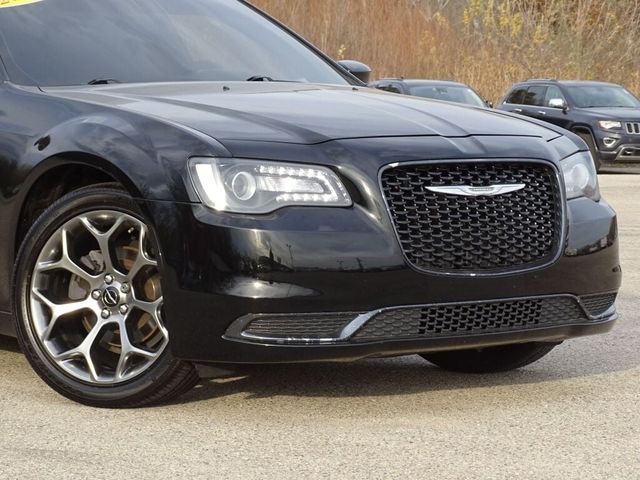 2018 Chrysler 300 Touring