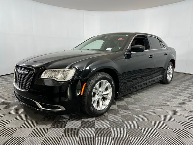 2018 Chrysler 300 Touring